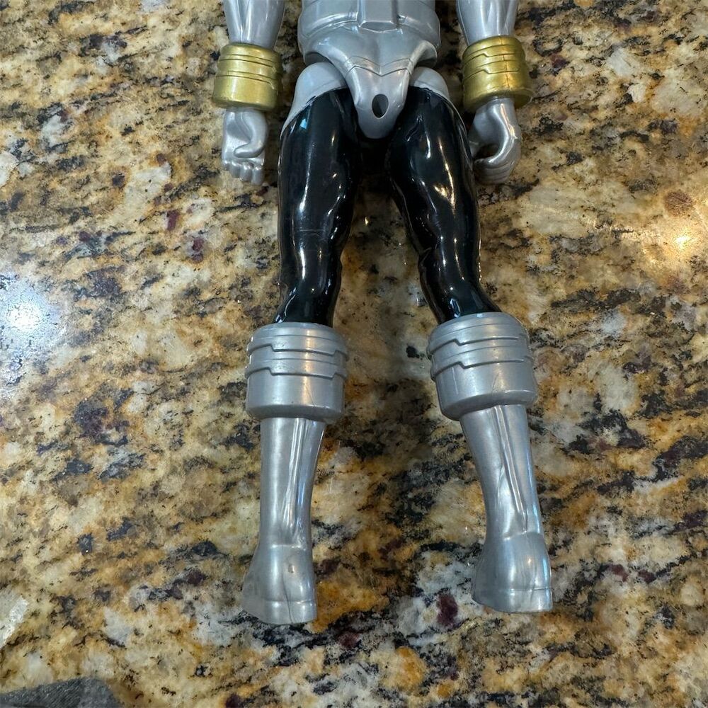 Power Rangers Super Megaforce 12" Silver Ranger Action Figure Bandai - Picture 10 of 11